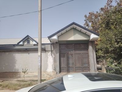Olmazor mahallasida yangi hovli sotiladi..