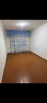 Сотилади 2 хонали.1 этаж.