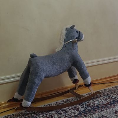 Toychoq, ot, taxtali katta o'yinchoq