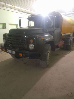 Zil 130 vadavos sotiladi