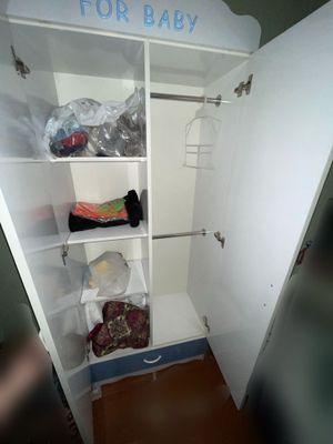 Detskiy mebel krovat va garderob shkafi bilan