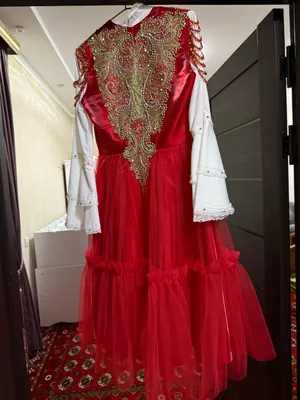 Ansambl tagida lozimi bilan faqat 1 marta kiyilgan