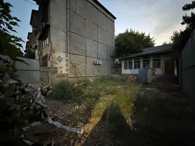 Тансикбоев рупарасида нежилой ер