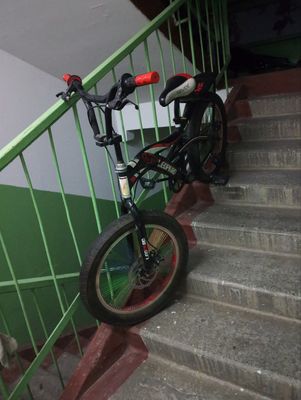 velosiped sotiladi holati zor pachti yangidek