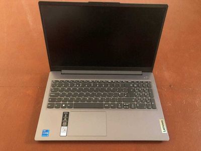 LENOVO core i5 yangi