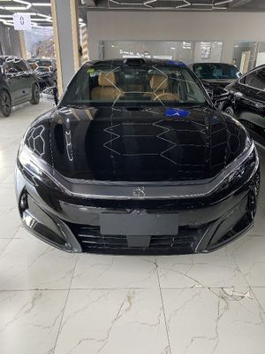 BYD han L 700 km zapas hodligi