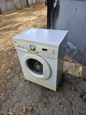 Продаётся LG 5кг рабочий всё родной
