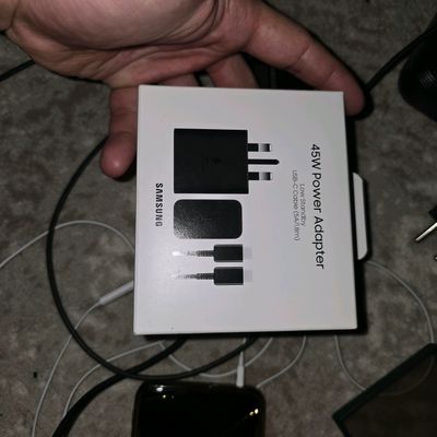 45w li TYPE-C zaryadchik sotiladi