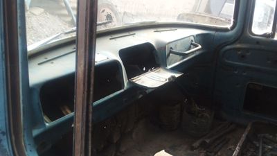 Zil 130 kabina s