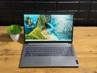 Lenovo ThinkBook G4 Ryzen 5 5625U / 8 / 256 GB NVMe SSD