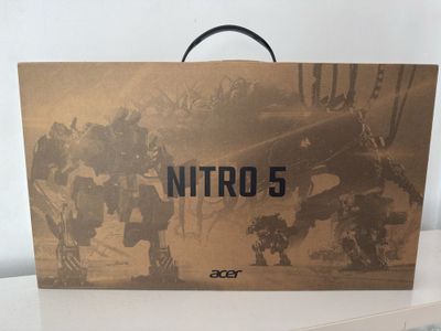 Acer Nitro5/i5/16/512/RTX3050/144Hzz