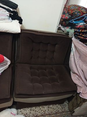 СРОЧНО Продается раскладной диван. Divan (kravat) sotiladi.
