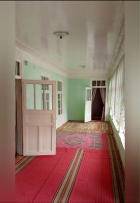 Китоб шахри ховли сотилади