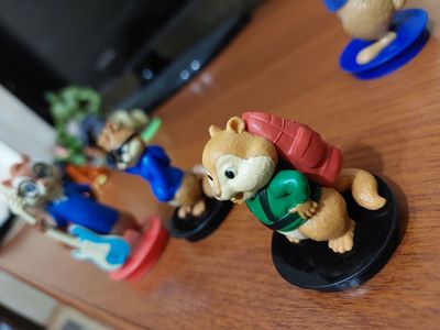 Игрушка Герои из мультика
