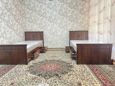 Krovat kravat karavat karavot kalavot kirovat divan