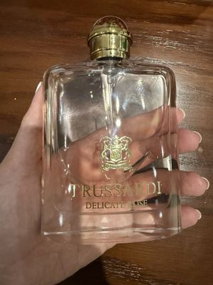 Туалетная вода Trussardi Delicate Rose