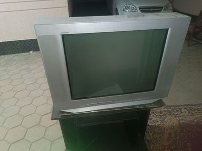 Sony televizor sotiladi xolati yaxshi 500 kami bor