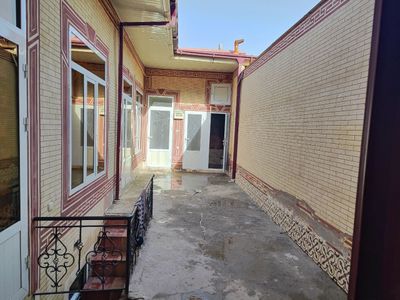 Hovli arendaga beriladi