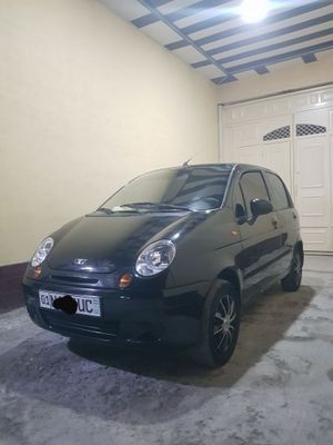 Matiz sotiladi 2009 propan