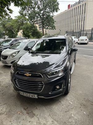 Срочно продаю Chevrolet Captiva