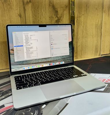 Macbook Air M2 13inch Silver