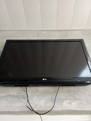 LG Телевизор идиялном состояний дуюм 50.60