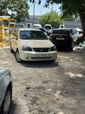 Lamenting 1.8 Navaroti bilan 5800$