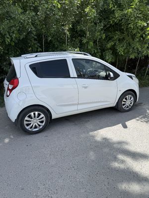 Spark sotiladi 1.25