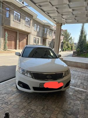 KIA LOTZE сотилади
