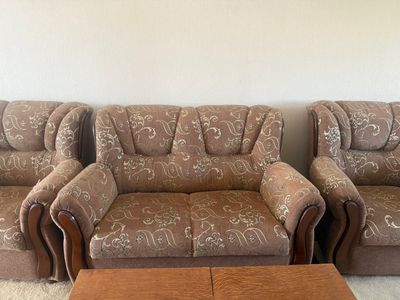 Divan, kreslo holati yaxwi , narx yana keliwamiz