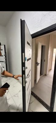 Квартира сотилади Янгийол Шахарда Йенги Массив котта йоли юзи Метрога