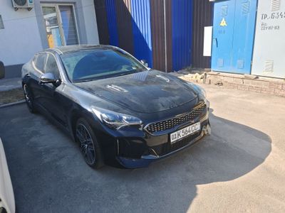 Kia Stinger 2023 сотилади