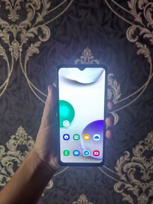 Samsung A12 64gb sotiladi