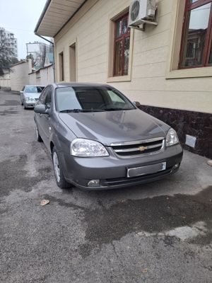 Arenda vikupga Lacetti 1.8 mexanika