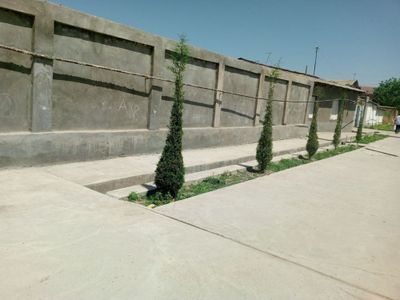 Uchastka sotiladi