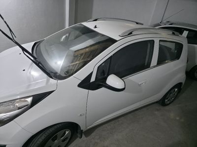 Продам Spark автомат белый, пробег 70.000 км