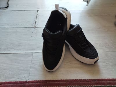 kuzga kirasovka Nike