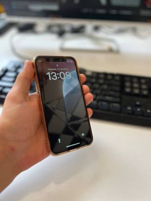 Iphone xs norm sastayaniy