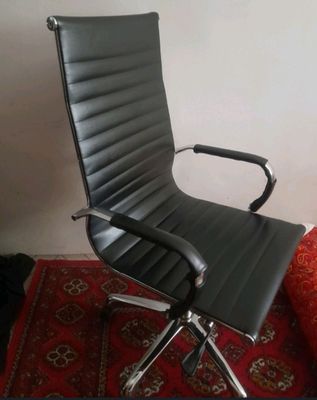office uchun kreslo