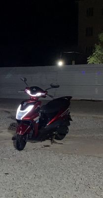 Бензин скутер сатилади 150 куб Пробег 8.800 100 км 1.5) 2 литр расход