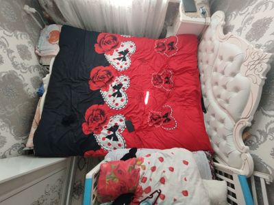 Mebel sotiladi xolati zor