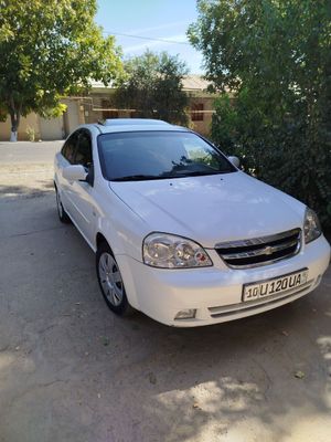 Sotiladi Chevrolet Lacetti 1.6 2013