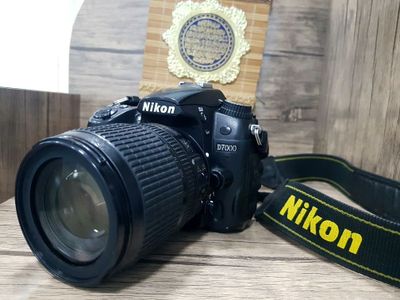 Nikon D7000 сотилади холати яхши