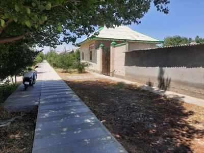 Sotilayotgan xovli bog’i bilan