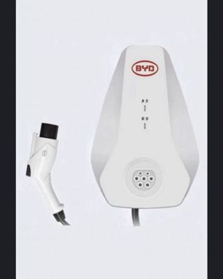 Зарядка BYD 7kw новая