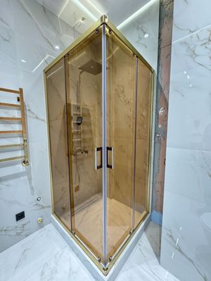 Dushavoy Kabenalar, Душавой кабина.