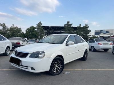 Lasetti 1.6avtomat Dubai