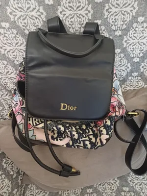 Сумки и рюкзак женский