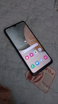 Samsung A12