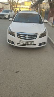 Круз сотилади 2009 йил